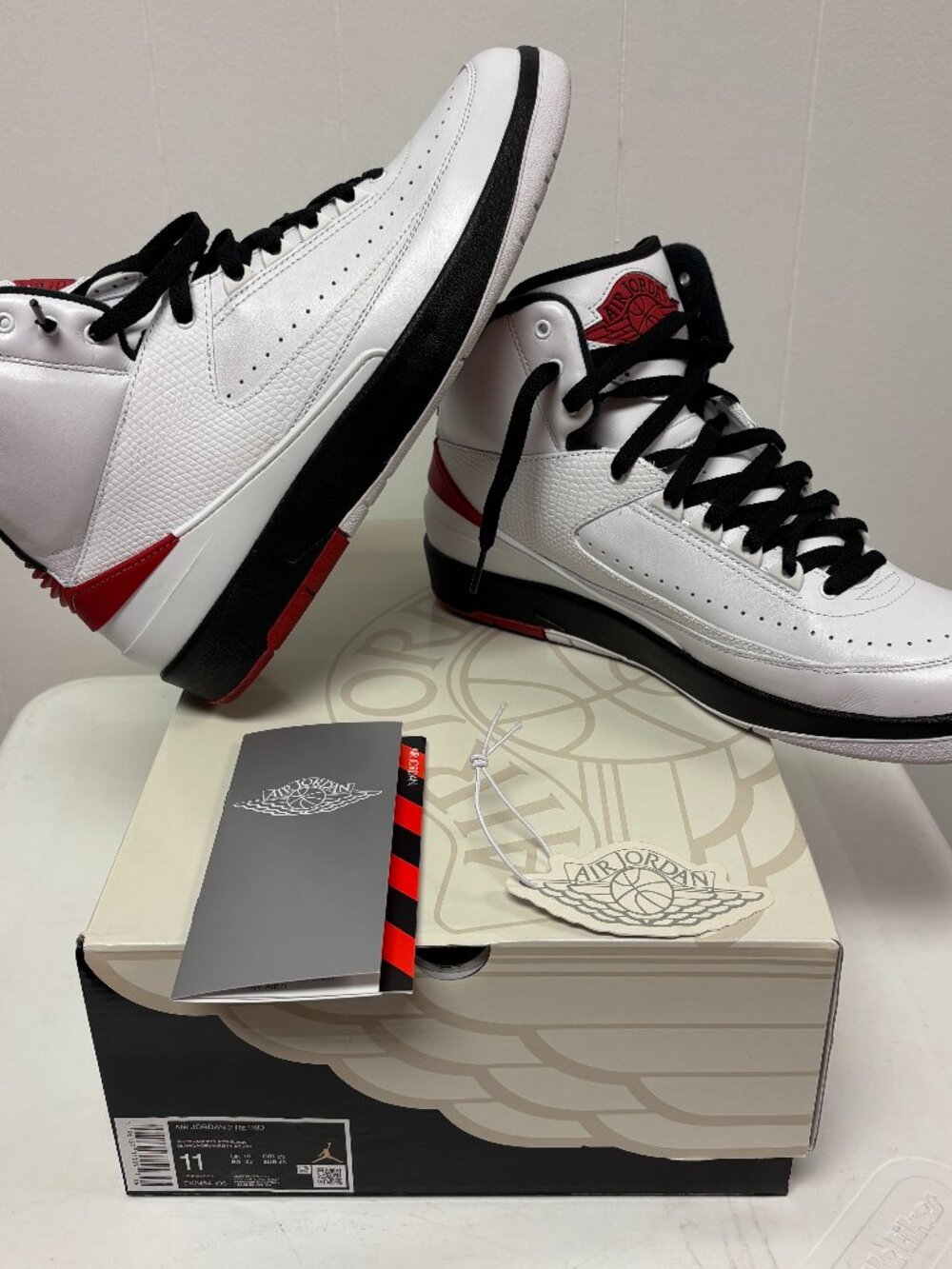 Jordan 2 Retro OG Chicago 2022 (DX2454-106), Size 11